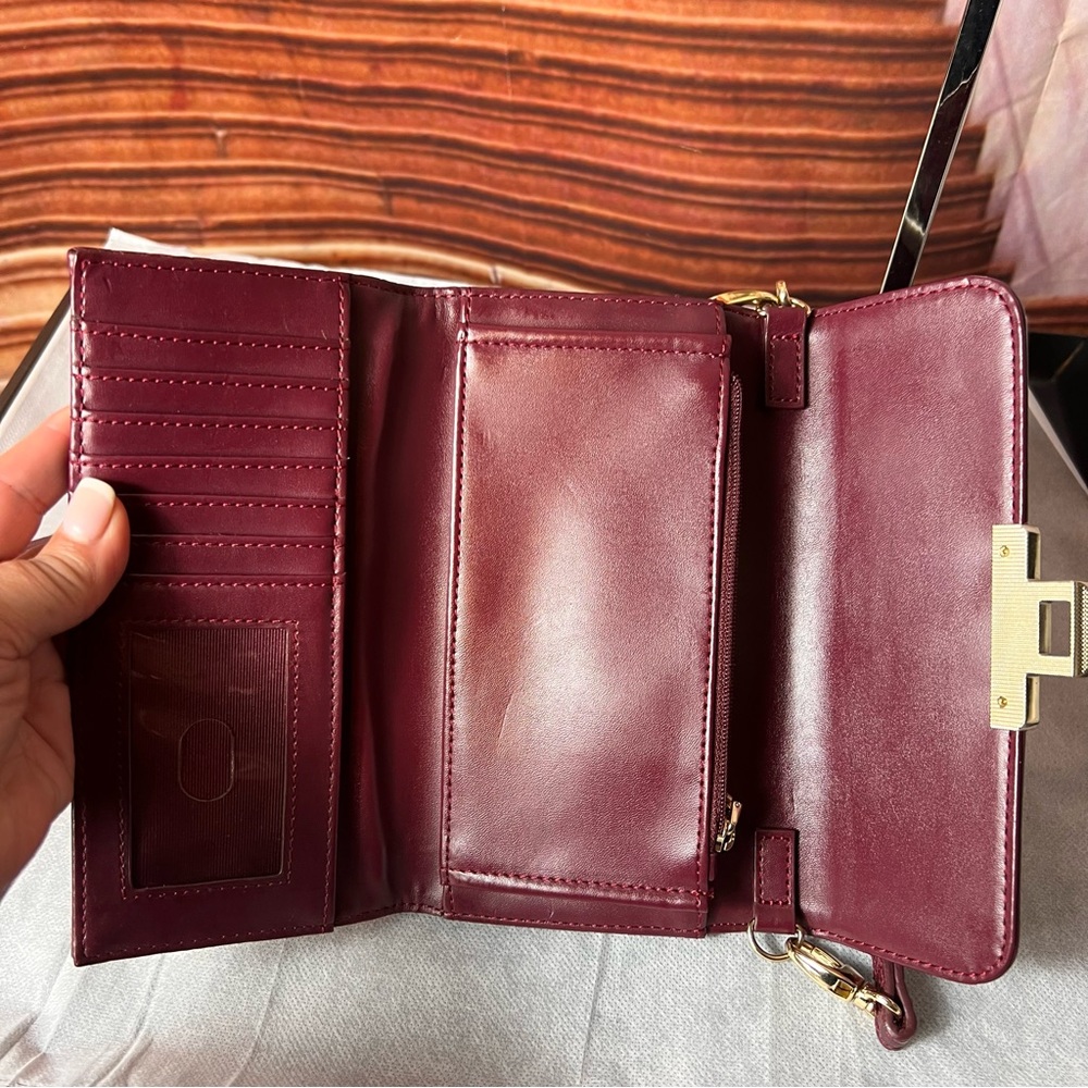White House Black Market Elegant Burgundy Croc-Embossed Leather Suede crossbody - Picture 3 of 14